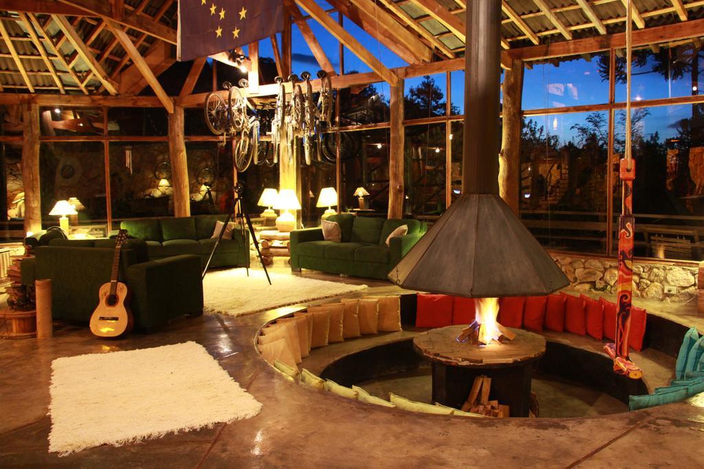 Alive Eco Hut Pousada Монти-Верди Экстерьер фото