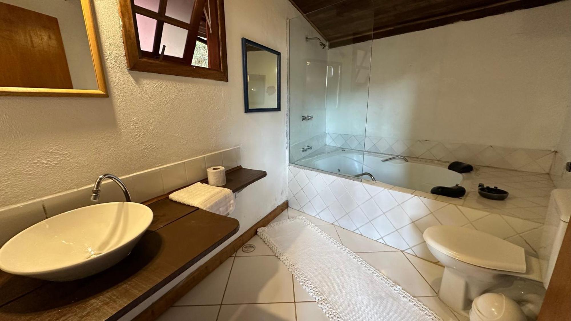 Alive Eco Hut Pousada Монти-Верди Экстерьер фото