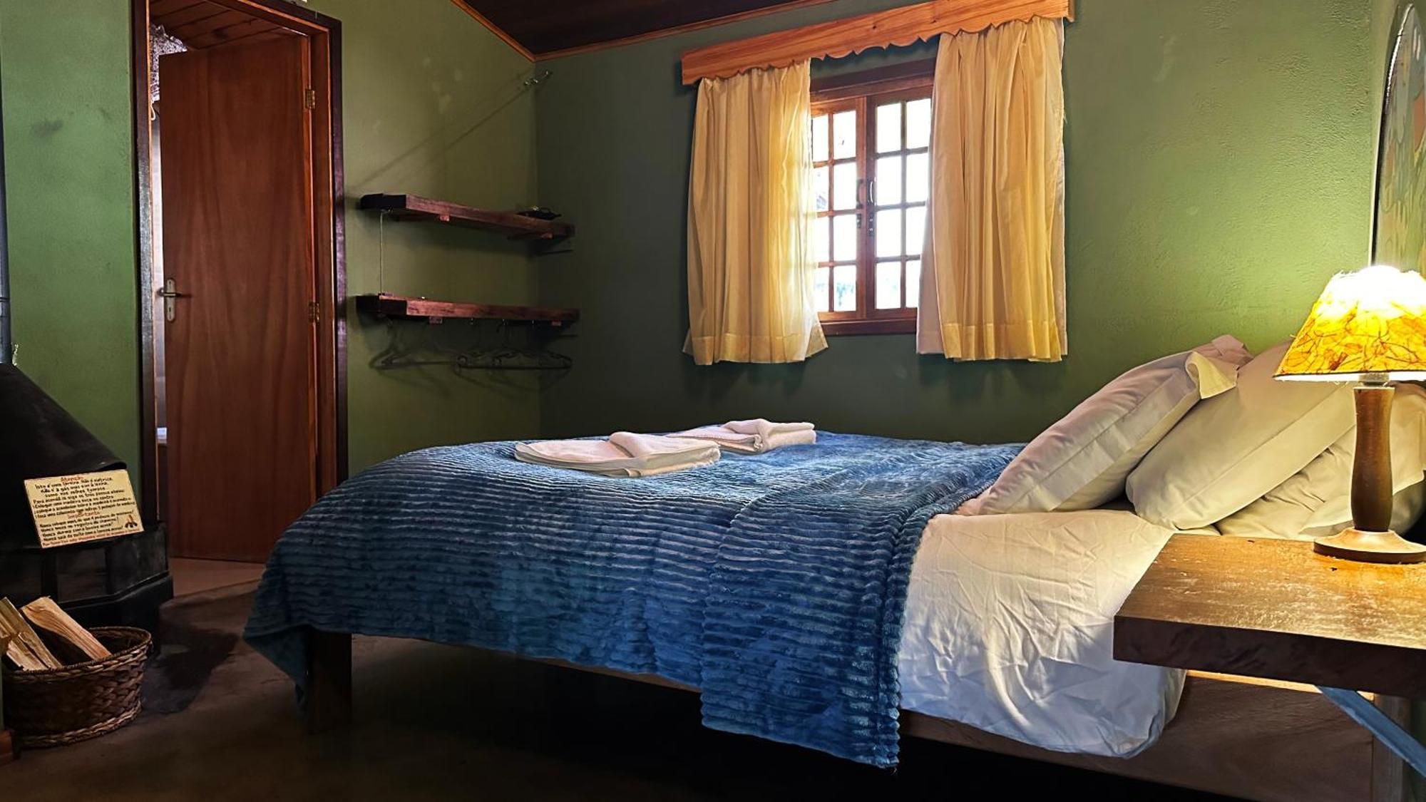 Alive Eco Hut Pousada Монти-Верди Экстерьер фото